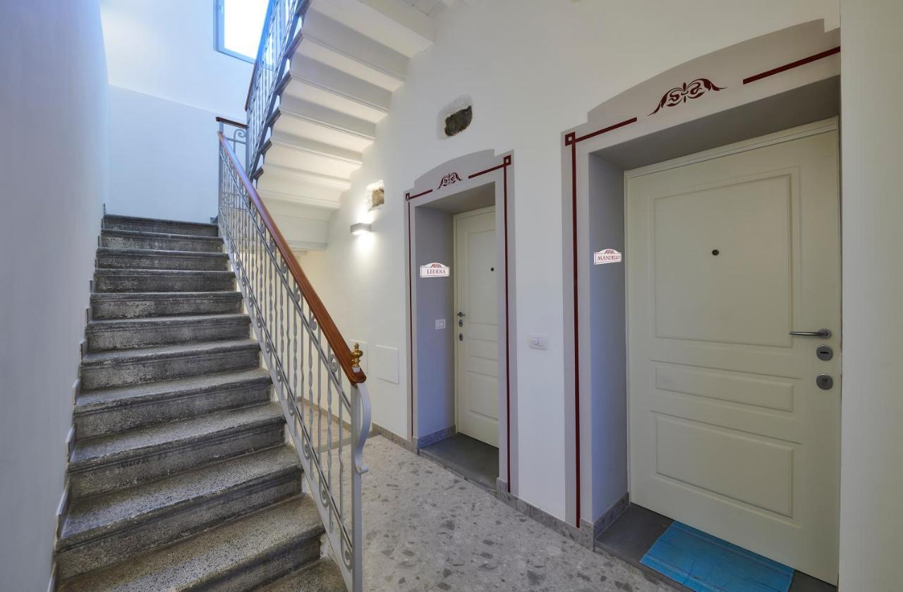 Lecco Lake Apartments Villa Liberty Buitenkant foto
